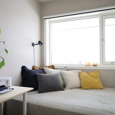 Near Both Center And Hiking Areas Leilighet *